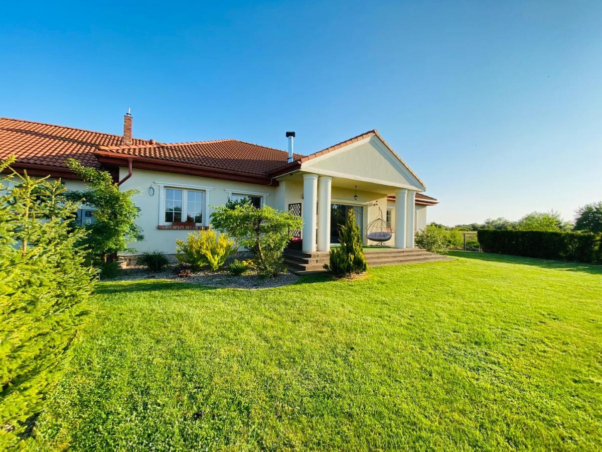 Siedlisko Wytowno Villa Ustka Ngoại thất bức ảnh